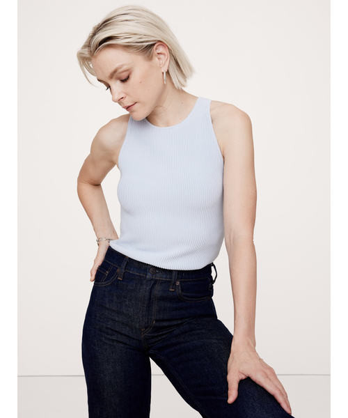 Banana Republic（バナナリパブリック）の「Cece コントゥアリング リブタンクトップ（タンクトップ・レディース・アイボリー/ブラック/ゴールド/ブルー・M/XS/S/L）」の3枚目の写真