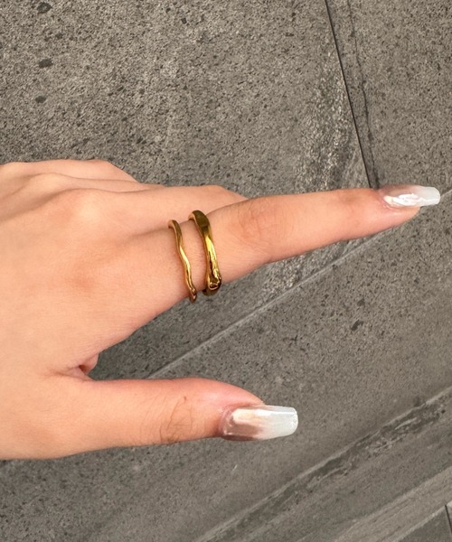 Rechic(リシック)の「二連ニュアンスリング(リング・レディース・ゴールド/シルバー・FREE)」の1枚目の写真