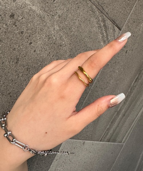 Rechic(リシック)の「二連ニュアンスリング(リング・レディース・ゴールド/シルバー・FREE)」の3枚目の写真