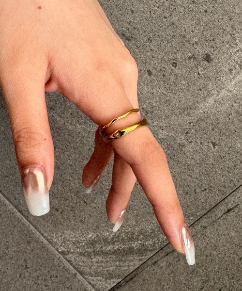 Rechic(リシック)の「二連ニュアンスリング(リング・レディース・ゴールド/シルバー・FREE)」の5枚目の写真