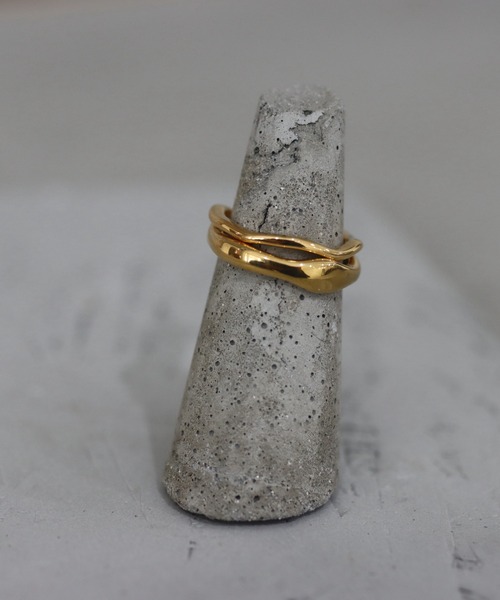 Rechic(リシック)の「二連ニュアンスリング(リング・レディース・ゴールド/シルバー・FREE)」の7枚目の写真