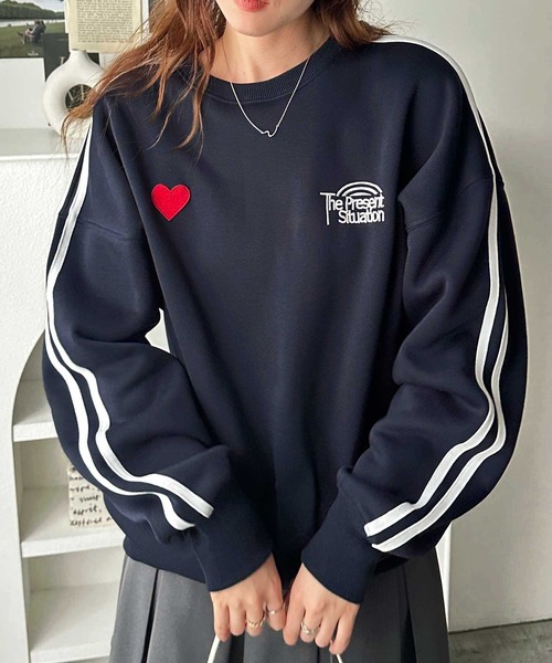 FIRST MOOD(ファーストムード)の「《FIRSTMOODコラボ》ハート刺繍ライン裏起毛スウェット(スウェット・レディース・ブラック/オートミール/ネイビー・LARGE/MEDIUM)」の20枚目の写真