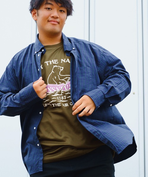 B&T CLUB（ビーティークラブ）の「ボタンダウン 長袖 シャツ（シャツ/ブラウス・メンズ・A/ホワイト/レッド/グリーン/C/D/E/ダークグレー/ネイビー/ブラック/B/ブルー・X1(3L～4L)/X2(4L～5L)/X3(6L～7L)/X4(8L～9L)/X5(9L～10L)）」の4枚目の写真
