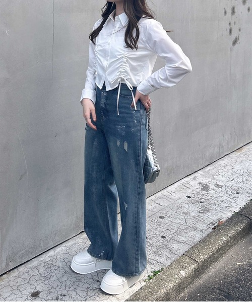 INGNI（イング）の「ドロストギャザークロップドシャツ（シャツ/ブラウス・レディース・ブラック系/ブルー/オフホワイト・M）」の10枚目の写真