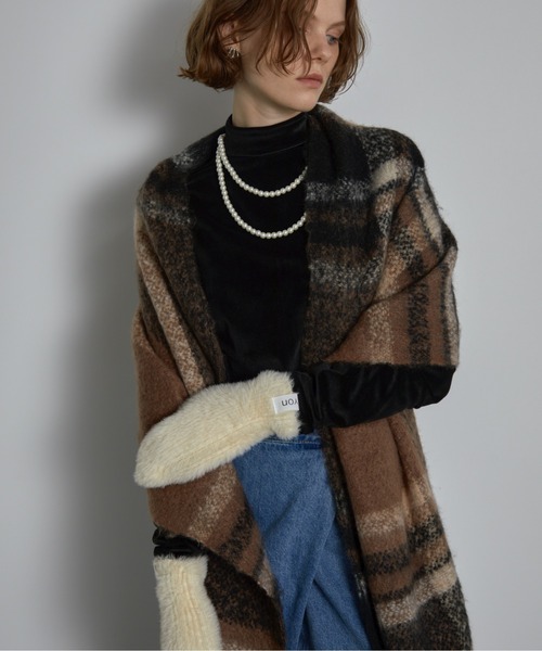 THE YOn（ザヨン）の「タータンチェックビッグマフラー（マフラー・レディース・ラベンダー/ブラウン/ブルー・FREE）」の22枚目の写真