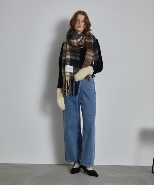 THE YOn（ザヨン）の「タータンチェックビッグマフラー（マフラー・レディース・ラベンダー/ブラウン/ブルー・FREE）」の20枚目の写真