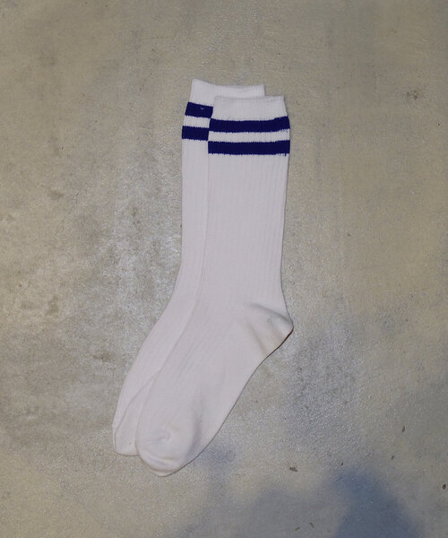 WHIMSIC(ウィムジック)の「【UNISEX】ラインソックス(ソックス/靴下・メンズ・ホワイト/チャコールグレー/グレー・FREE)」の1枚目の写真