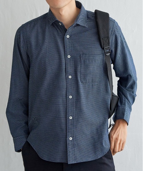 ikka(イッカ)の「デニムライクスイスカラーシャツ(シャツ/ブラウス・メンズ・ブラック/チャコールグレー/ブルー/ネイビー・M/L/XL/S)」の3枚目の写真