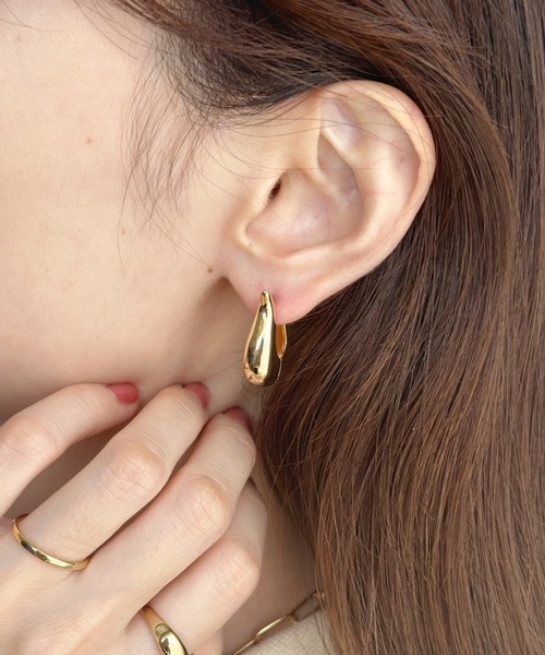 sowang(ソワン)の「ワンタッチ ボリューム ドロップフープピアス-onetouch volume drop hoop pierce-(ピアス(両耳用)・レディース・ゴールド/シルバー・FREE)」の13枚目の写真