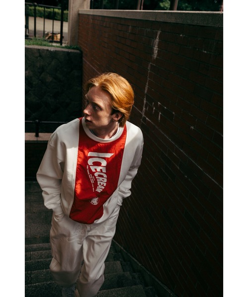 ICECREAM（アイスクリーム）の「SWITCHING COTTON SWEATSHIRT（スウェット・メンズ・ブラック/ネイビー/ホワイト・MEDIUM/LARGE/X-LARGE）」の4枚目の写真