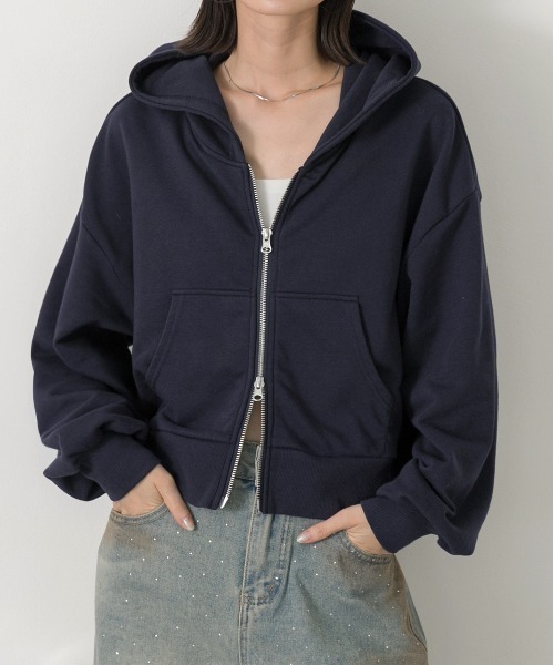 ad thie（アドティエ）の「ダブルジップ ショートフーディー（パーカー