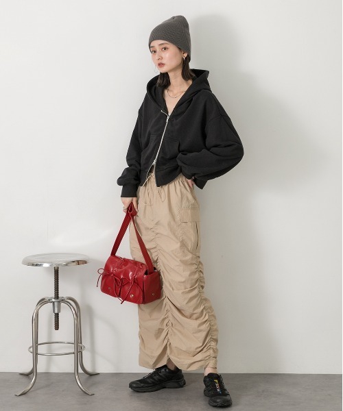 ad thie（アドティエ）の「ダブルジップ  ショートフーディー（パーカー・レディース・レッド/ブラウン/杢グレー/オートミール/チャコール/ネイビー/アイボリー/ブラック・FREE）」の15枚目の写真