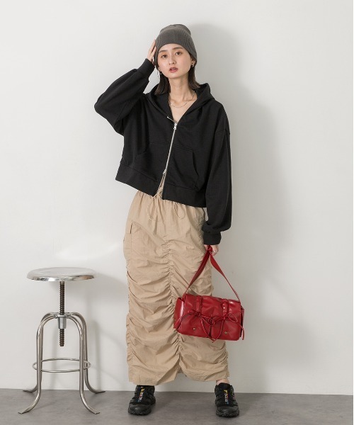 ad thie（アドティエ）の「ダブルジップ  ショートフーディー（パーカー・レディース・レッド/ブラウン/杢グレー/オートミール/チャコール/ネイビー/アイボリー/ブラック・FREE）」の16枚目の写真