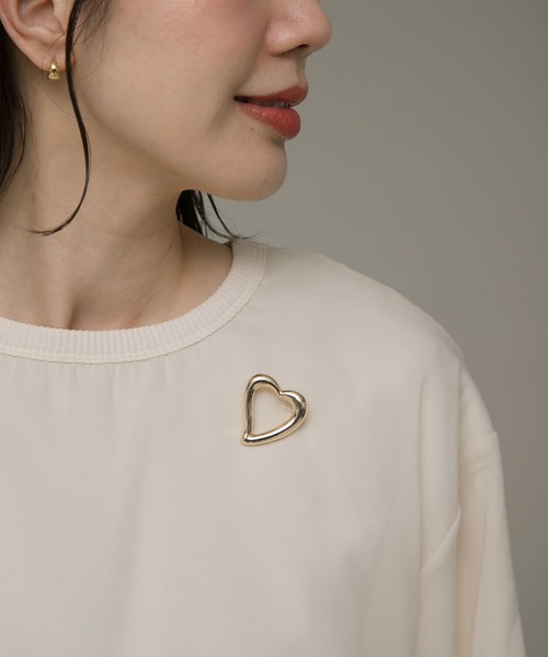 URBAN RESEARCH Sonny Label(アーバンリサーチサニーレーベル)の「ハートブローチ(ブローチ/コサージュ・レディース・シルバー/ゴールド・ONE)」の2枚目の写真