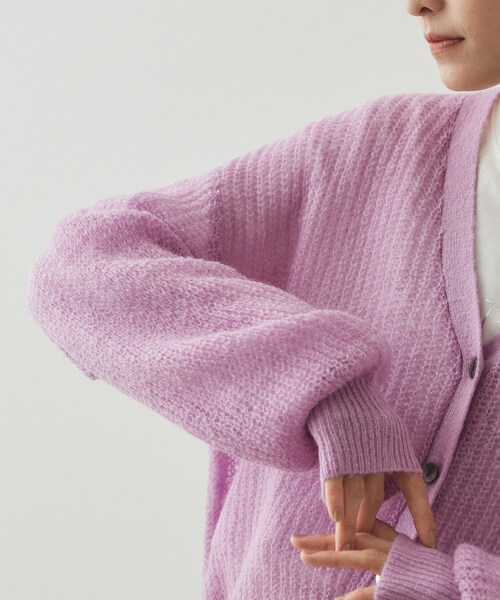 OPAQUE.CLIP（オペークドットクリップ）の「◆モヘヤ混シアーVネックカーディガン【洗濯機洗い可】（カーディガン/ボレロ・レディース・ブラック/ベビーピンク/ベージュ・38/40/42）」の20枚目の写真