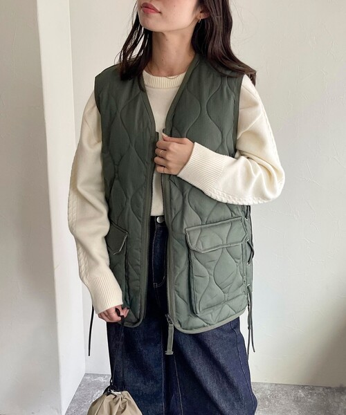 fredy emue(フレディエミュ)の「【TAION/タイオン】レースアップVネックベスト(ダウンベスト・レディース・カーキ・FREE)」の12枚目の写真