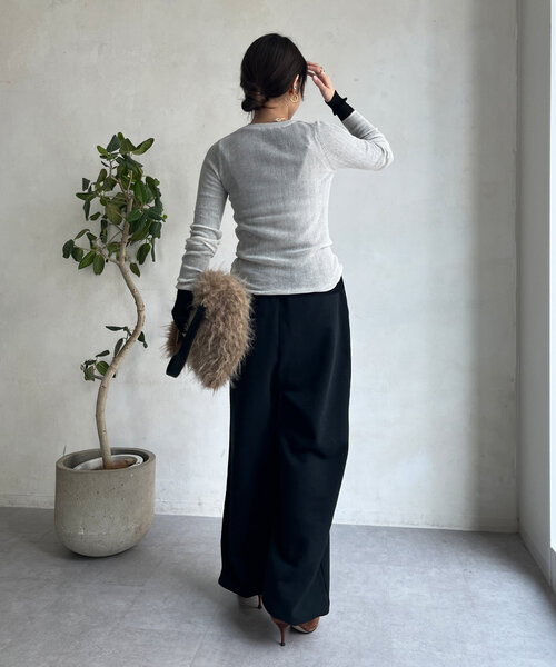 DouDou(ドゥドゥ)の「ヘンリーシアーニット(ニット/セーター・レディース・レッド/ブラック/アイボリー・FREE)」の5枚目の写真