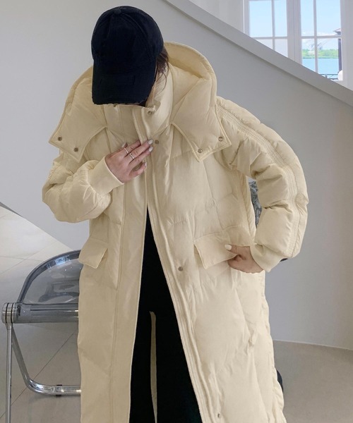 セール】【Aimoha】大きめフードのスタンドネックロングダウン