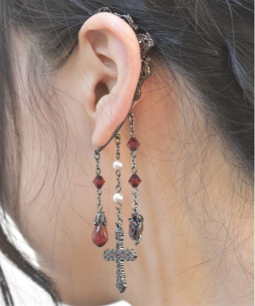 axes femme（アクシーズファム）の「ビジュークロスイヤーフック