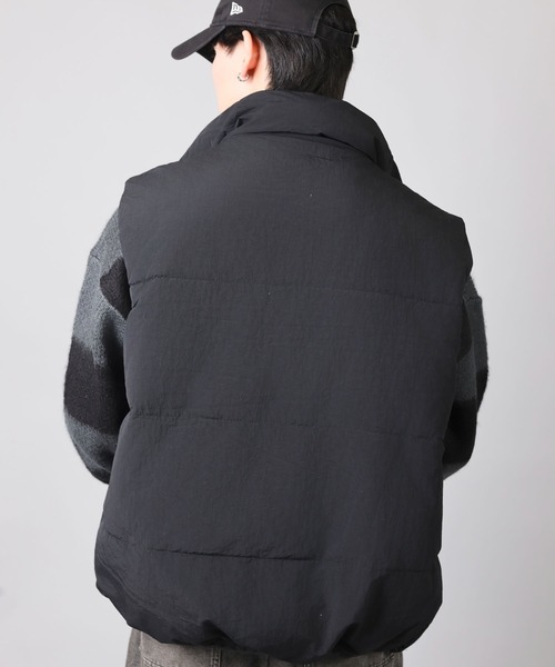 SPINNS（スピンズ）の「ストリート＆ノームコア/フェイクダウンベスト（ダウンベスト・メンズ・ブラック/オフホワイト・L/M）」の21枚目の写真
