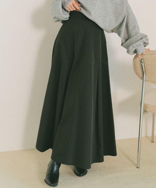 セール】タックボリュームフレアロングスカート（スカート）｜VANNIE U