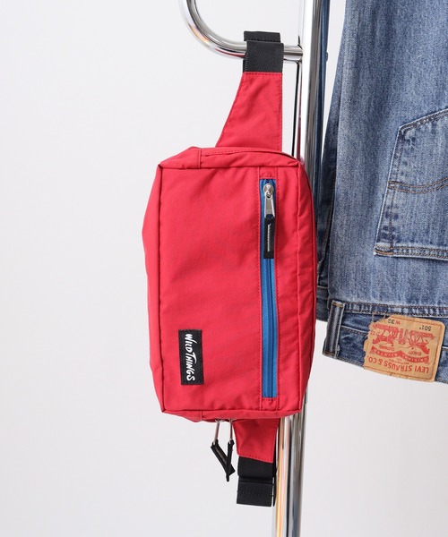 WILD THINGS（ワイルドシングス）の「WILD THINGS ワイルドシングス ウエストバッグ DELFY採用（ボディバッグ/ウエストポーチ・メンズ・ブラック/ターコイズブルー/レッド/パープル・FREE）」の4枚目の写真