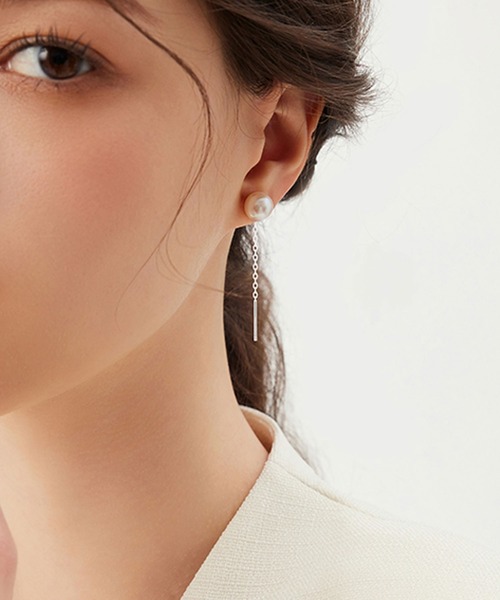 Leja（レジャ）の「【LEJA】パールシルバーチェーンピアス結婚式 パーティードレス 成人式 20代 30代（ピアス（両耳用）・レディース・ホワイト・FREE）」の3枚目の写真
