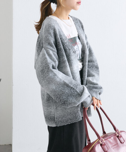 w closet（ダブルクローゼット）の「グラデーションBIGニットカーディガン（カーディガン/ボレロ・レディース・ブラック/オレンジ/ブラウン・FREE）」の6枚目の写真