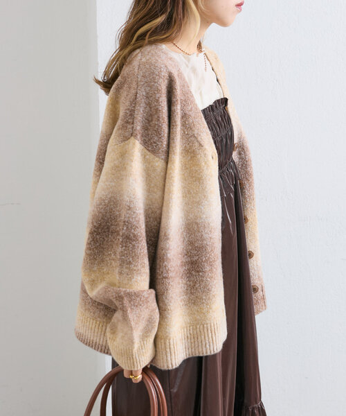 w closet（ダブルクローゼット）の「グラデーションBIGニットカーディガン（カーディガン/ボレロ・レディース・ブラック/オレンジ/ブラウン・FREE）」の18枚目の写真