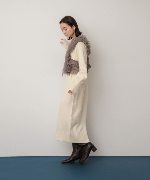 SENSE OF PLACE by URBAN RESEARCH（センスオブプレイスバイアーバンリサーチ）の「チュールベストレイヤードニットワンピース（ワンピース・レディース・チャコールグレー/ネイビー/アイボリー・ONE）」の10枚目の写真