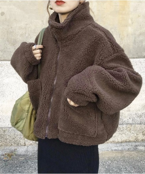 WEGO（ウィゴー）の「WEGO/ボアジップショートジャケット（ブルゾン・レディース・ブラウン/グレー/アイボリー・LARGE/MEDIUM）」の3枚目の写真