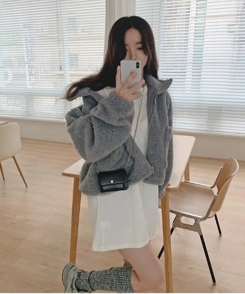 WEGO（ウィゴー）の「WEGO/ボアジップショートジャケット（ブルゾン・レディース・ブラウン/グレー/アイボリー・LARGE/MEDIUM）」の14枚目の写真