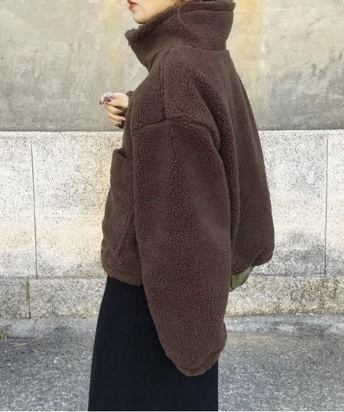 WEGO（ウィゴー）の「WEGO/ボアジップショートジャケット（ブルゾン・レディース・ブラウン/グレー/アイボリー・LARGE/MEDIUM）」の16枚目の写真