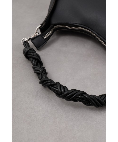 AZUL by moussy（アズールバイマウジー）の「デザインハンドルハンドバッグ（ハンドバッグ・レディース・ブラック/グレイッシュベージュ・FREE）」の10枚目の写真