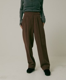 Alia（アリア）の「high waist asymmetry pants（スラックス）」