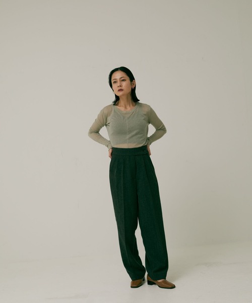 Alia(アリア)の「high waist asymmetry pants(スラックス・レディース・ダークグレー/バイオレット・SHORT/S/M)」の3枚目の写真
