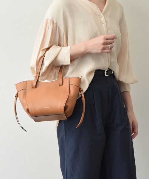 LORISTELLA（ロリステッラ）の「【LORISTELLA】レザーミニトートバッグ(Q56504)（トートバッグ・レディース・ブラウン/アイボリー/ダークブラウン/ブラック・ALL）」の4枚目の写真