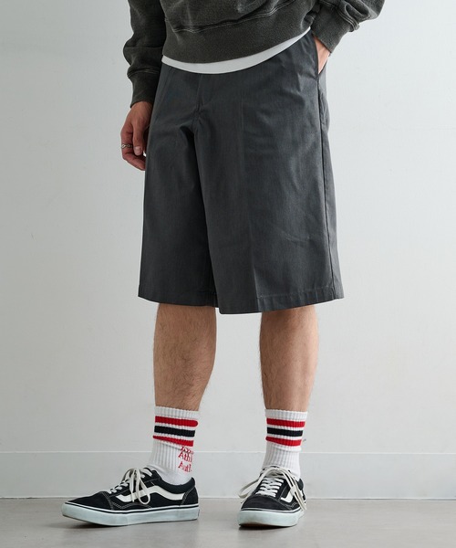 Dickies(ディッキーズ)の「【Dickies】TCツイル/デニムハーフパンツ ショーツ 5222-8400(その他パンツ・メンズ・チャコールグレー/カーキ/ブラック/ブラック系その他2/ベージュ/インディゴブルー・M/L/LL/S)」の9枚目の写真