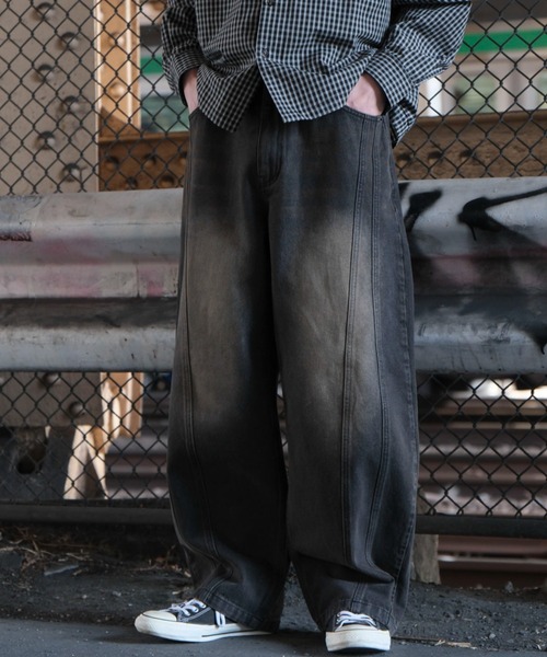 WEGO（ウィゴー）の「WEGO/イージー3Dバレルレッグデニムパンツ【S,M,Lのサイズ展開☆】（デニムパンツ・メンズ・ブラック系3/スカイブルー/ライトインディゴブルー/グレー・SMALL/MEDIUM/LARGE）」の6枚目の写真