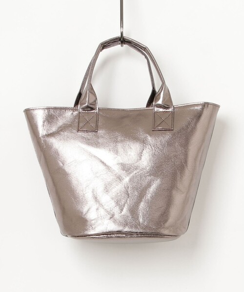 fredy emue（フレディエミュ）の「メタリックトートバッグ（トートバッグ・レディース・シルバー/ブロンズ・FREE）」の18枚目の写真