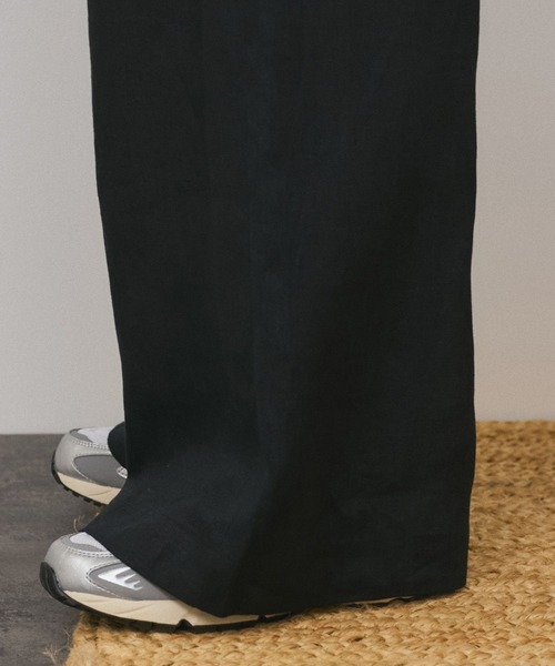 SALON adam et rope'（サロン アダム エ ロペ）の「ヨーロピアンフラックスリネンリラックスパンツ（その他パンツ・レディース・レッド/ベージュ/ブラック/キナリ・S/M）」の9枚目の写真