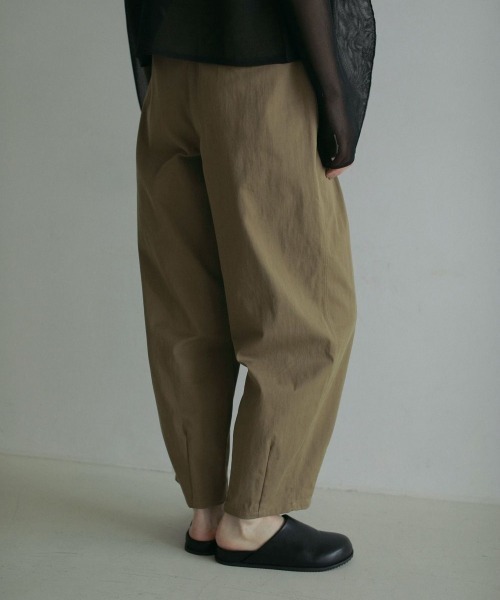 anuke（アンヌーク）の「anuke Twill Cocoon Pants 62510709（その他