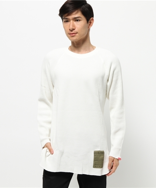 WHO'S WHO gallery（フーズフーギャラリー）の「【Em@//ONE】ロング丈ワッフル（Tシャツ/カットソー・メンズ・グレー/ホワイト/ブラック/オリーブ・MEDIUM/LARGE）」の2枚目の写真