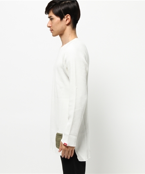 WHO'S WHO gallery（フーズフーギャラリー）の「【Em@//ONE】ロング丈ワッフル（Tシャツ/カットソー・メンズ・グレー/ホワイト/ブラック/オリーブ・MEDIUM/LARGE）」の5枚目の写真