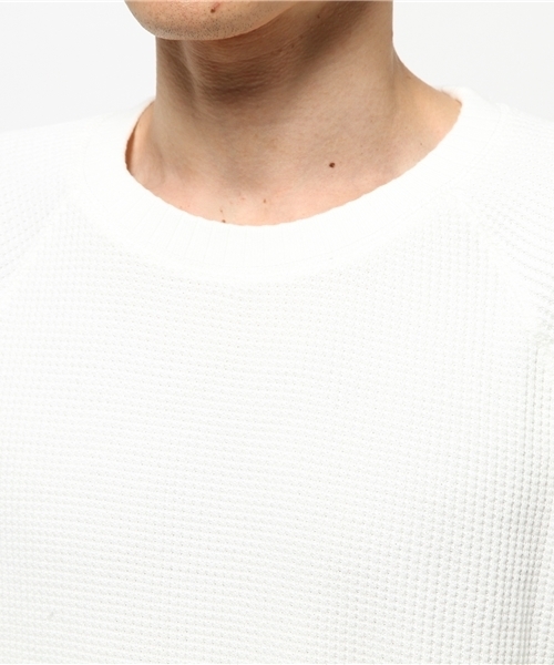 WHO'S WHO gallery（フーズフーギャラリー）の「【Em@//ONE】ロング丈ワッフル（Tシャツ/カットソー・メンズ・グレー/ホワイト/ブラック/オリーブ・MEDIUM/LARGE）」の7枚目の写真