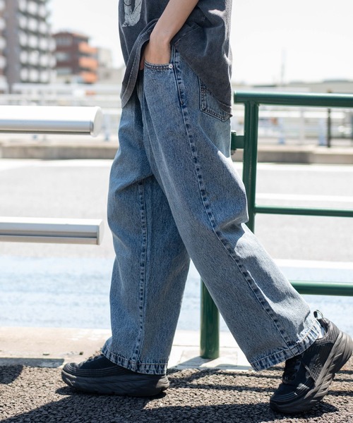 WEGO（ウィゴー）の「WEGO/ルーズテーパードデニムパンツ（デニムパンツ・メンズ・グレー/ライトインディゴブルー/コバルトブルー/ブラック・SMALL/MEDIUM/LARGE）」の6枚目の写真