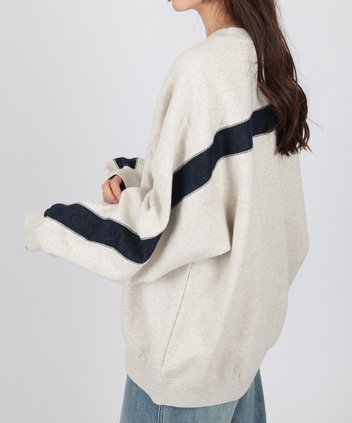 SUWDEE(スーディー)の「line oversize sweat pullover(スウェット・レディース・アイボリー・FREE)」の3枚目の写真