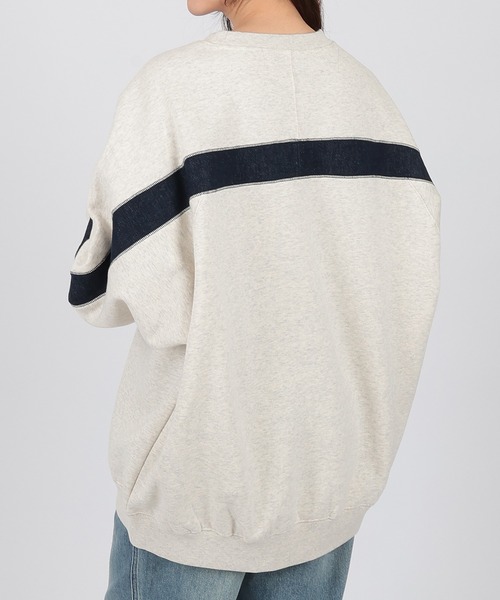 SUWDEE(スーディー)の「line oversize sweat pullover(スウェット・レディース・アイボリー・FREE)」の4枚目の写真