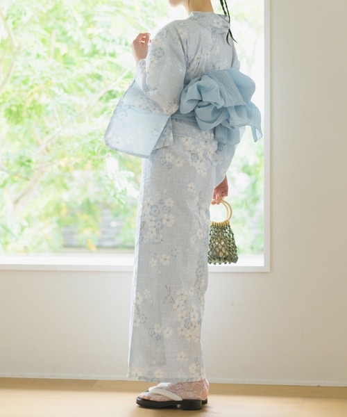 Rebloom（リブルーム Rebloom Reb loom）の「【下駄付き兵児帯ゆかた5点セット】浴衣・兵児帯・腰紐2本・下駄《夏宵浴衣》（浴衣・レディース・ブルー系1/ブルー系2/グレー系/ネイビー系/ブルー系3/ブラック系/ホワイト系1/ホワイト系2・FREE）」の6枚目の写真