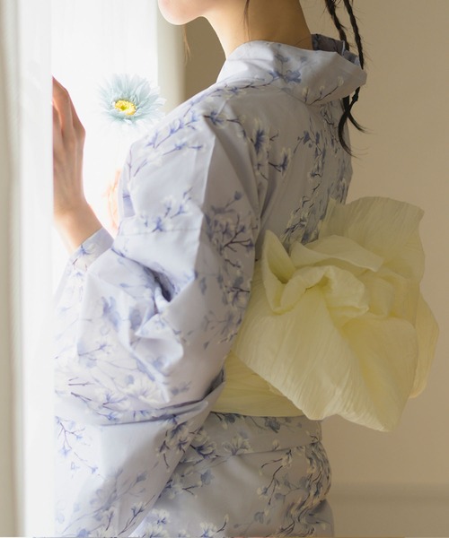 Rebloom（リブルーム Rebloom Reb loom）の「【下駄付き兵児帯ゆかた5点セット】浴衣・兵児帯・腰紐2本・下駄《夏宵浴衣》（浴衣・レディース・ブルー系1/ブルー系2/グレー系/ネイビー系/ブルー系3/ブラック系/ホワイト系1/ホワイト系2・FREE）」の8枚目の写真